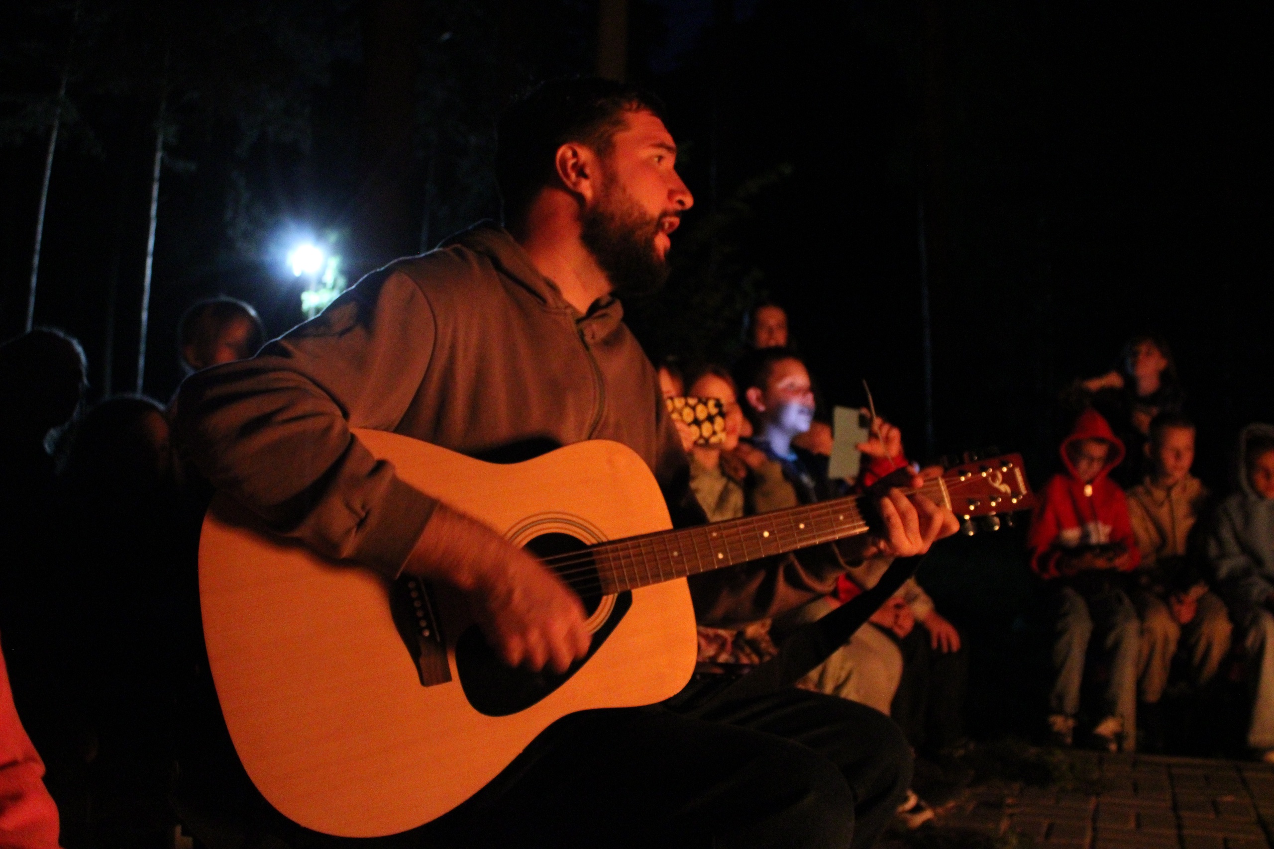 Песни у костра — особое искусство простоты