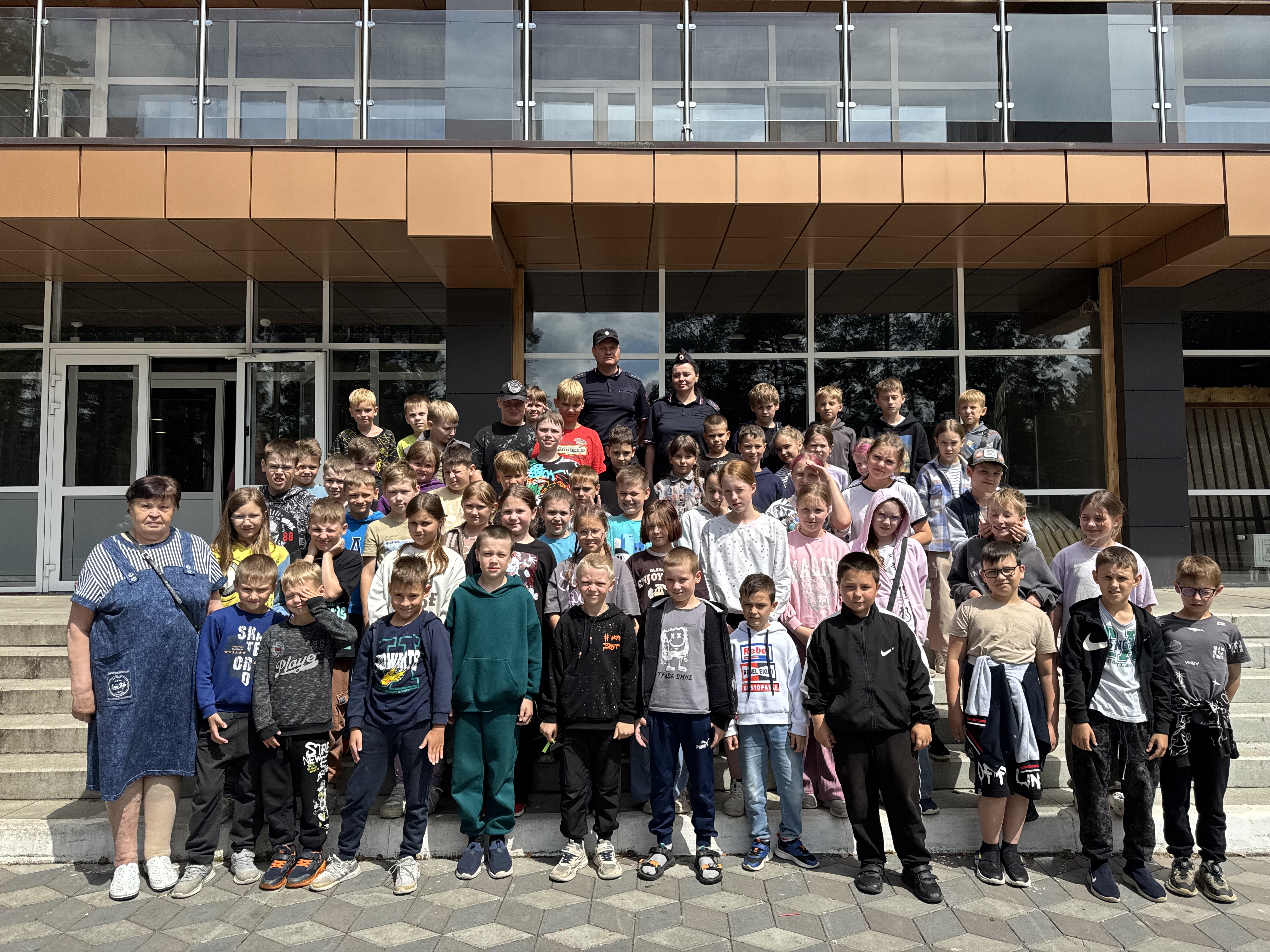 Безопасное лето: правила жизни и железнодорожной бдительности