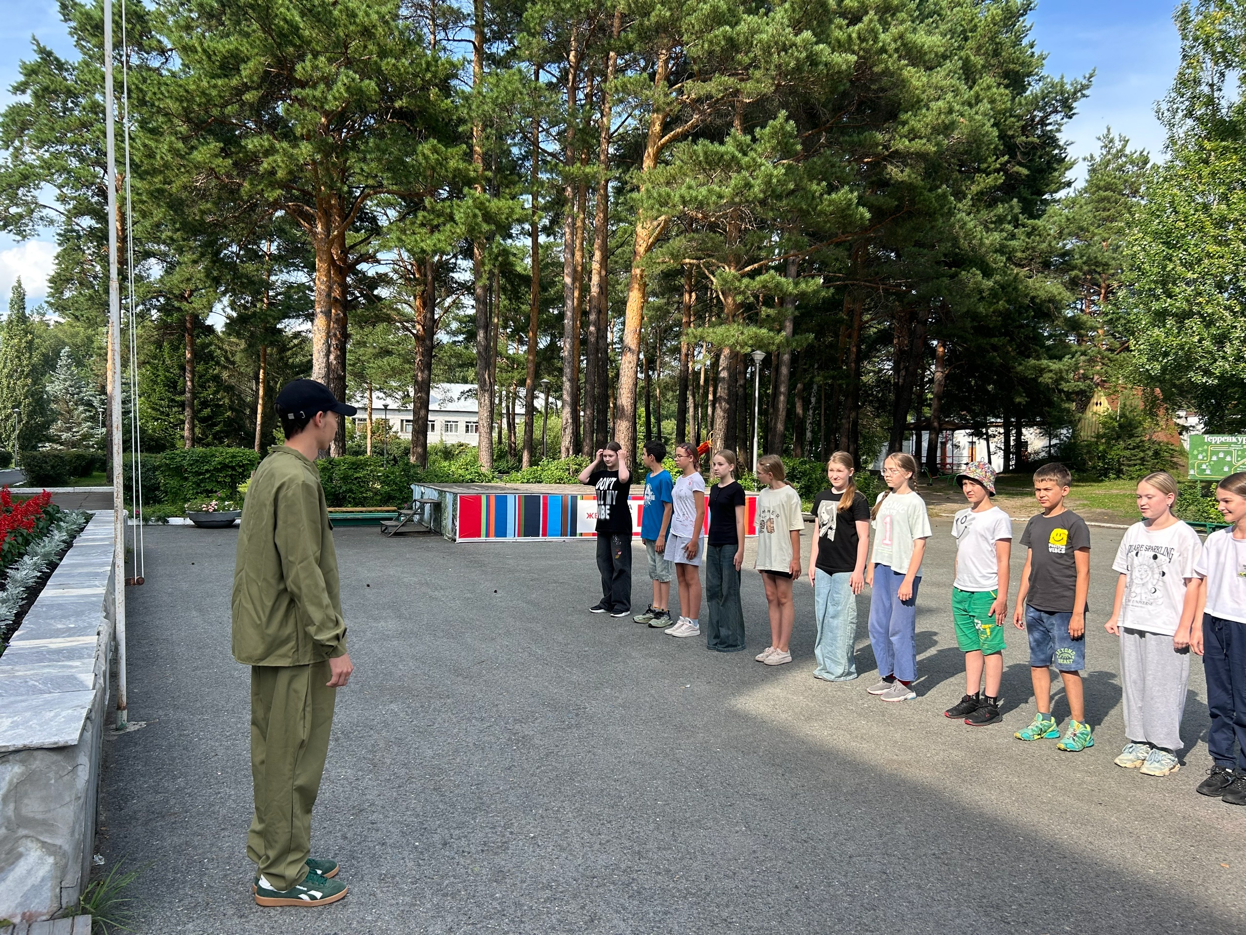  Конкурс военной песни и строя 