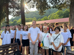 Закрытие третьей лагерной смены ДОЛ "Экспресс": &laquo;Самые активные дети получили награды: ведь кому, как не им, удастся сделать летний лагерь еще ярче?&raquo;