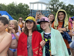 Он рождён из морской бури, властвует над всеми морскими существами и очень любит, когда все купаются! 19 июня в ДОЛ &laquo;Экспресс&raquo; (пос. Кабардинка) прошёл день Нептуна