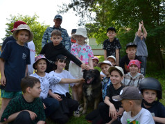 Герои живут рядом.