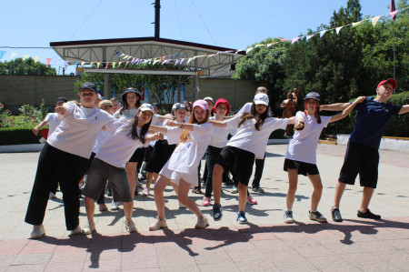 Наша молодежь веселая, креативная, деятельная и просто - крутая!