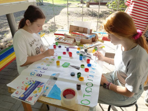 Подготовка реквизита для агитпоезда в ДОЛ 