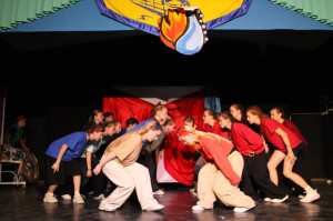 Танцевальный смена, не иначе!