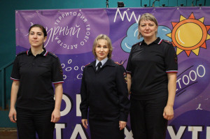 Сегодня утро в нашем лагере началось с яркой и активной зарядки!