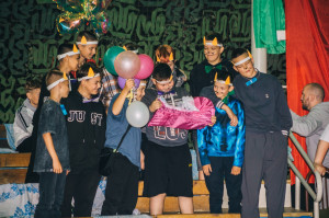 День Театра в Летнем Лагере: Магия на Сцене, Радость в Сердцах!