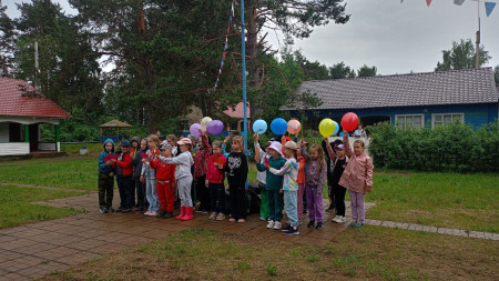 Торжественное открытие 1 лагерной смены в любимом 