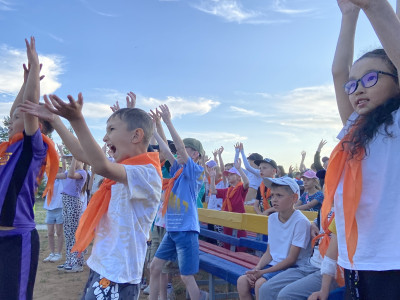 ВИВАТ, РЕСПУБЛИКА ЩУЧКАНДИЯ!