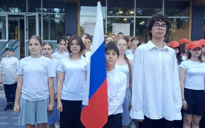 Мы помним о великих тех годах: патриотические мероприятия в День памяти и скорби  