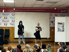 Шоу &laquo;Точь-в-точь&raquo;.