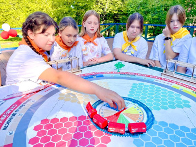 Отправление через 5 минут: Фотографии с "Платформы №7"