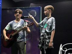 Шоу талантов &laquo;Фактор ОЮ&raquo; и его звёздные имена