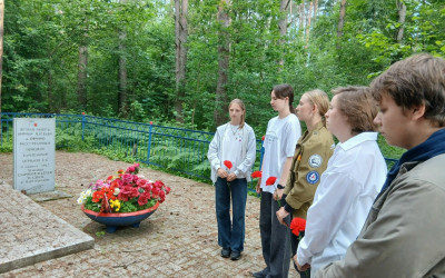 Мы помним о великих тех годах: патриотические мероприятия в День памяти и скорби  