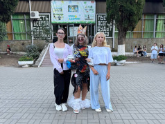 ДОЛ &laquo;Экспресс&raquo; перерабатывает звёзд: От Белль до Измы в мусорном гламуре!