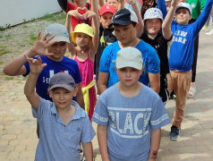 13 июня дети из ДОЛ &laquo;Экспресс&raquo; (пос. Кабардинка) отправились на экскурсию в крокодиловый каньон.