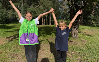 Звезды лагеря: Как подростки-наставники меняют жизнь младших ребят