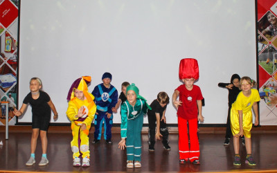 До встречи в Стране железных дорог! 