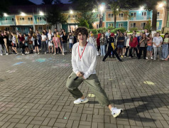 Завершение Дня защиты детей в лагере: Праздничная дискотека &laquo;неДетское время&raquo;