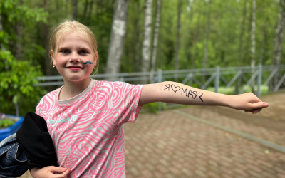 Калейдоскоп летних приключений: детективные расследования, русские печи и бег в гигантских ботинках 