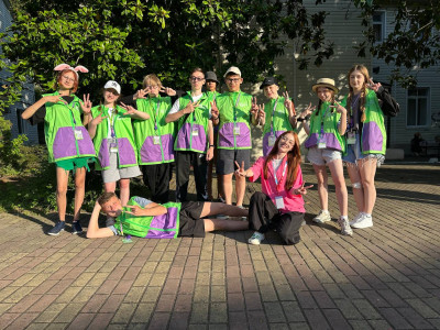 Помощники вожатых!