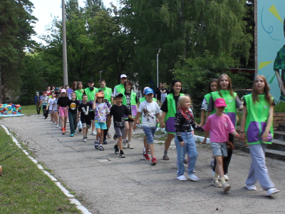 Ежедневная работа отряда Тин-лиги в ДКОЦСТ "Услада"! Наши юные помощники аккумулируют вокруг себя активную жизнь лагеря!