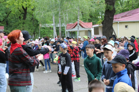 Первая зарядка лета 2025 года в ДОЛ 