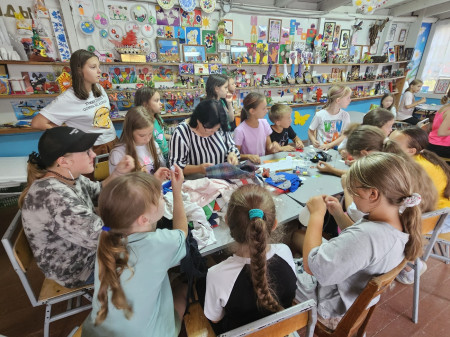 Креатив-студия в лагере 