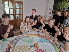 Экспресс на платформу №7&raquo;: Семейное путешествие, объединяющее поколения!✨