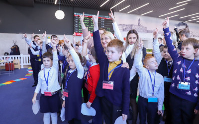 СЕМАФОР ОТКРЫТ: ПРОЕКТ &laquo;&ldquo;ЖЕЛЕЗНОДОРОЖНАЯ ИГРОТЕКА&rdquo; НА ВОКЗАЛЕ&raquo; СТАРТОВАЛ