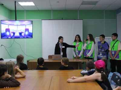 "Играем вместе"