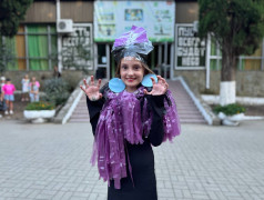 ДОЛ &laquo;Экспресс&raquo; перерабатывает звёзд: От Белль до Измы в мусорном гламуре!