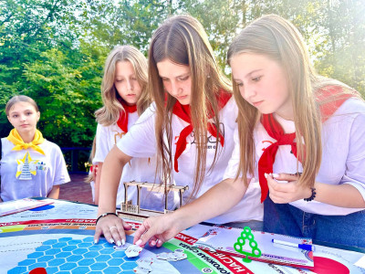 Отправление через 5 минут: Фотографии с "Платформы №7"