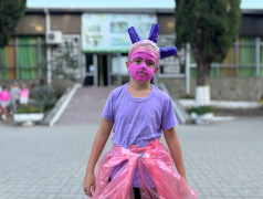 ДОЛ &laquo;Экспресс&raquo; перерабатывает звёзд: От Белль до Измы в мусорном гламуре!