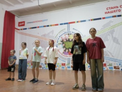 Загадки, смех, полёт &mdash; день второй зовёт!