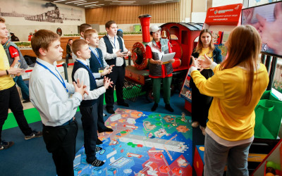 СЕМАФОР ОТКРЫТ: ПРОЕКТ &laquo;&ldquo;ЖЕЛЕЗНОДОРОЖНАЯ ИГРОТЕКА&rdquo; НА ВОКЗАЛЕ&raquo; СТАРТОВАЛ