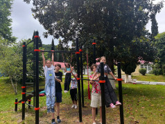 Дружба поколений: в лагере прошёл флешмоб &laquo;Сансара&raquo;