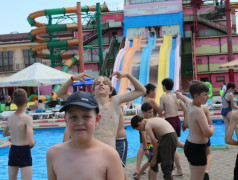 Аквапарк - любимая поездка детей!