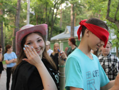 Игра на знакомство &laquo;По граду без пробОК&raquo;!