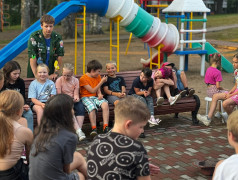 Первый день в "Маяке": Душевные посиделки у свечей и рождение новой лагерной семьи!