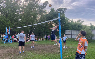 Волейбольный турнир под руководством ТИН-лиги 