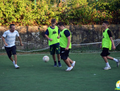 Футбольные страсти разгорелись сегодня на нашем поле!
