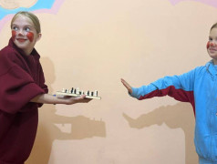 Стоп-кадр! Поздравляем с Днём российского кино!