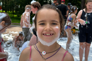 Жара вернулась в Сибирь: в Заслоновграде прошла грандиозная пенная вечеринка!