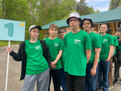 Торжественная линейка открытия 1-ой лагерной смены в ДОЛ "Маяк"