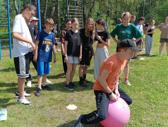 Весёлые старты - движение - жизнь