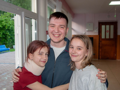 День железнодорожных профессий: вожатый на самом деле дежурный по станции в отпуске