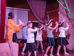 Концерт-открытие 3-й смены в "Маяке": Таланты, море и ключи к сокровищам!