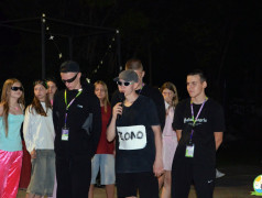 Что мы делаем когда знакомимся?