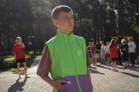 Зарядка с огоньком: как тин-лига заряжает энергией весь Заслоновград